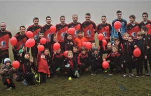 L'équipe Fanion avec les enfants du Club